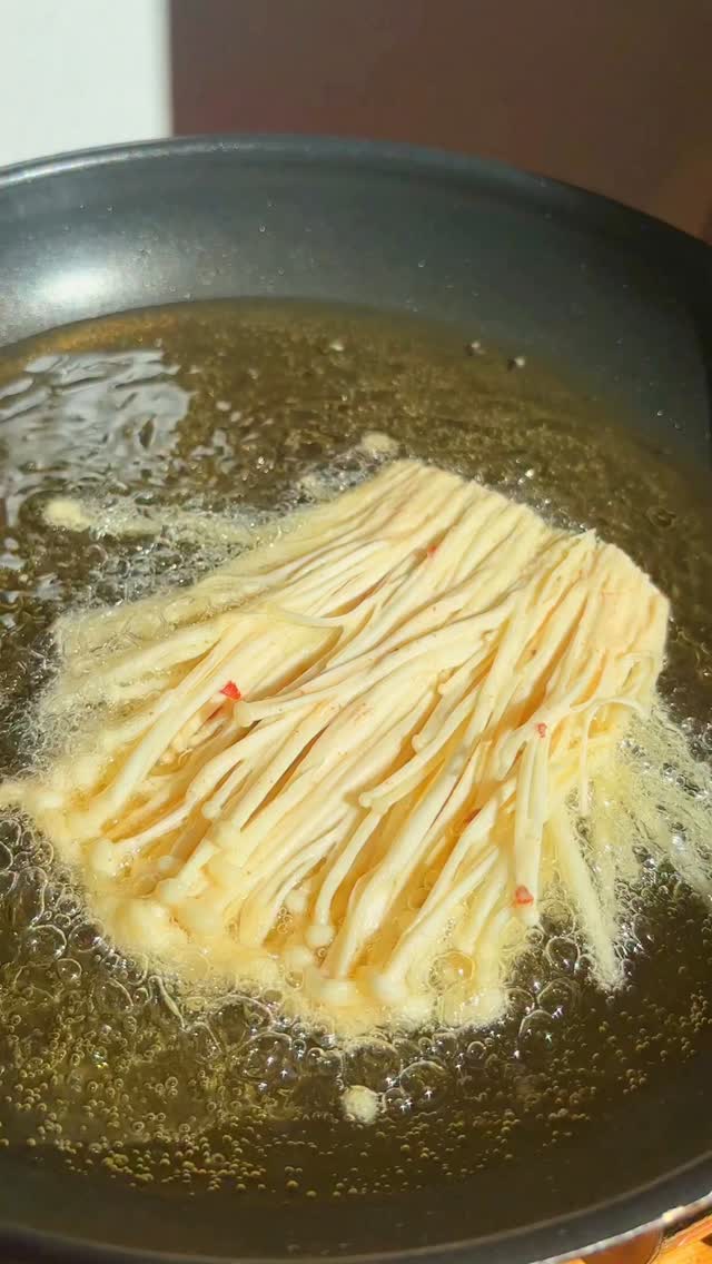 Cheesy Rice Paper Tteokbokki We all need to try this delicious rice ...
