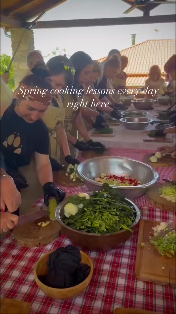 Spring is on its way 🌸 Fresh air, fresh ingredients, and happy moments ...