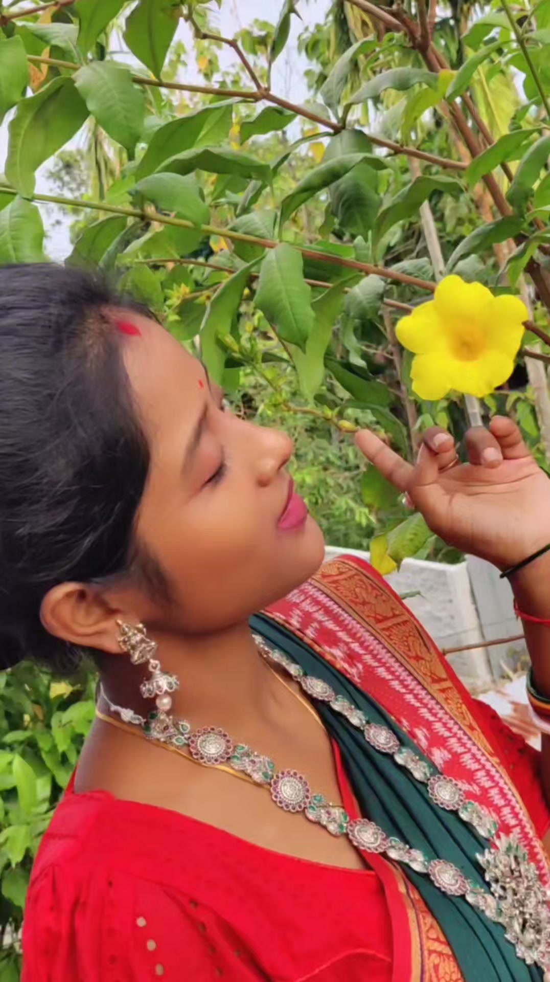 Modhumita on Reels | Facebook