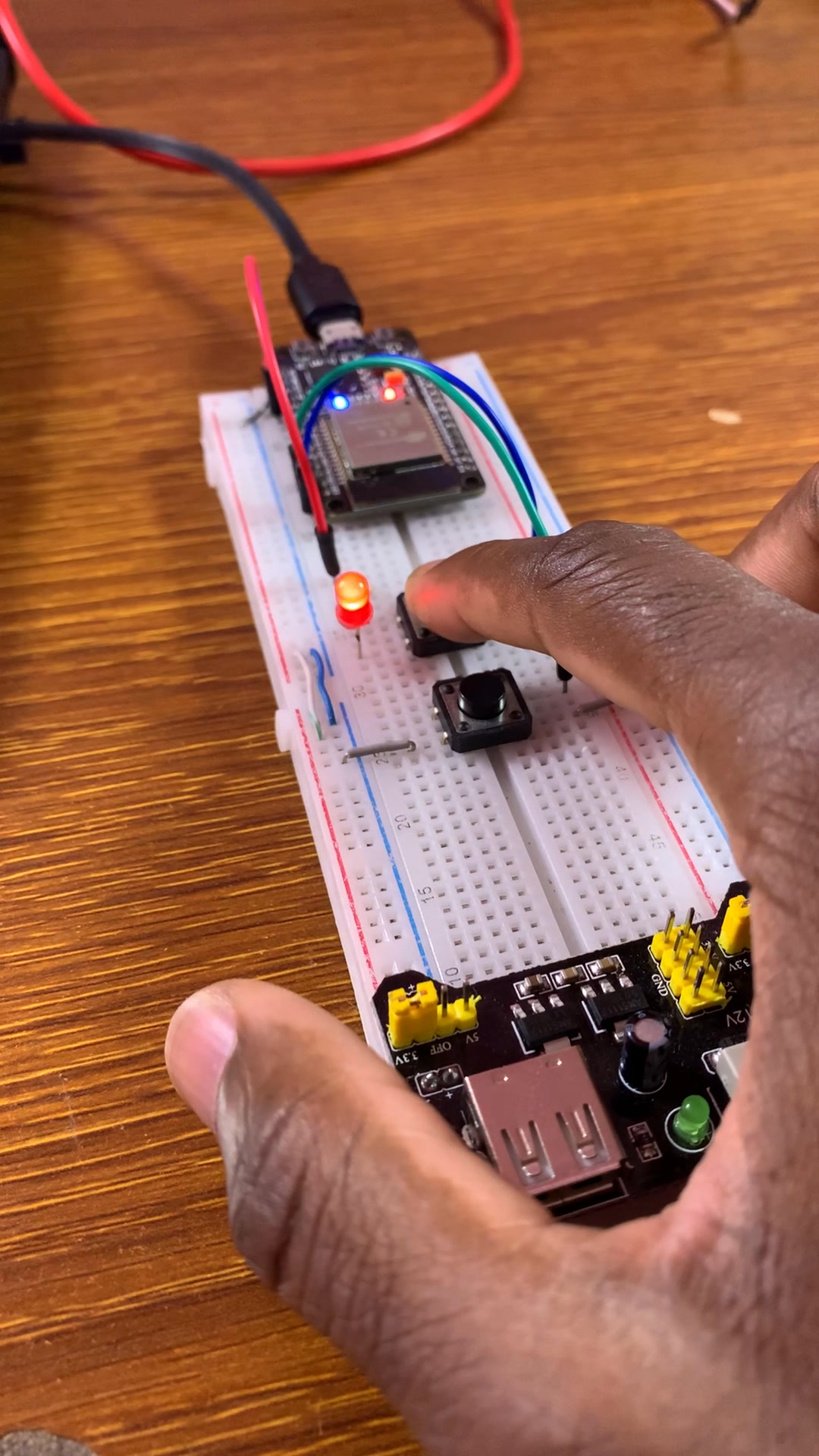 Brightness LED control using ESP32 & Buttons | Upload Ideas with Itamar ...