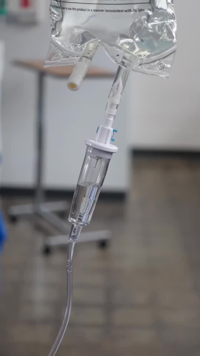 Watch us spike an IV bag using a Pocket Nurse Demo Dose®Simulated IV ...