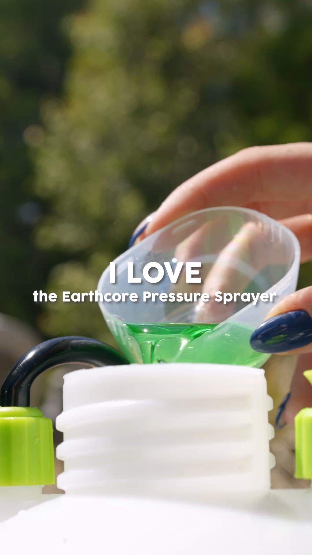 Tackle those weeds with ease!⚡The Earthcore Pressure Sprayer 5L is a ...