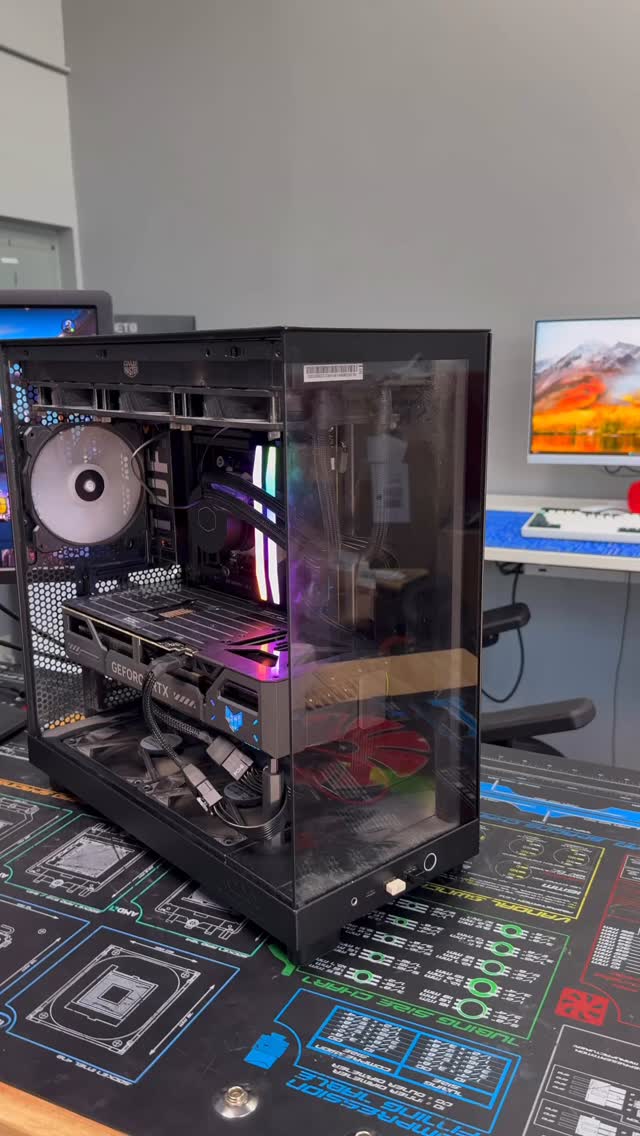 Gaming PC Upgrade Causes Visual Artifacts! #tech #reels #techtips #gpu ...