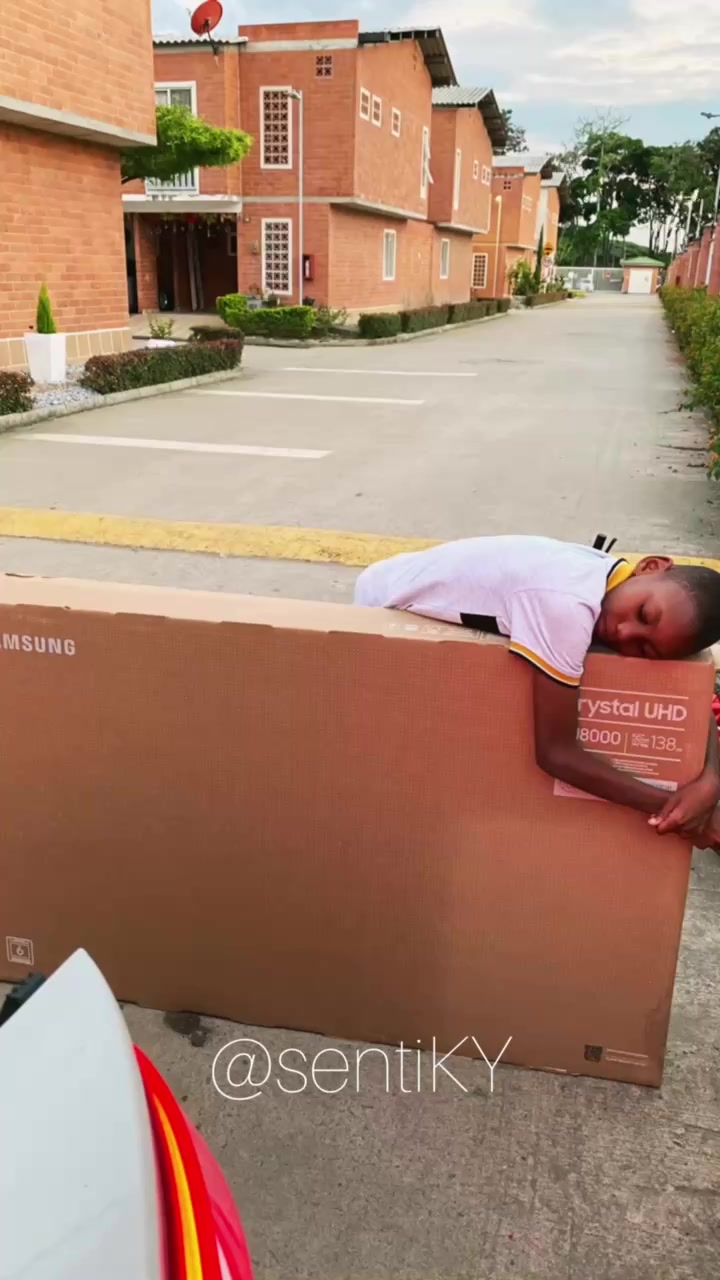 Hice llorar a mi hijo con este regalo de navidad🥺🎁 | Hice llorar a mi ...