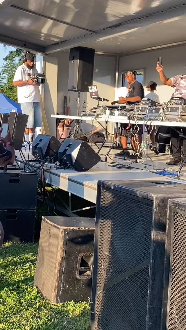 I want to thank the township of linden nj and dj Kyle and the sound ...