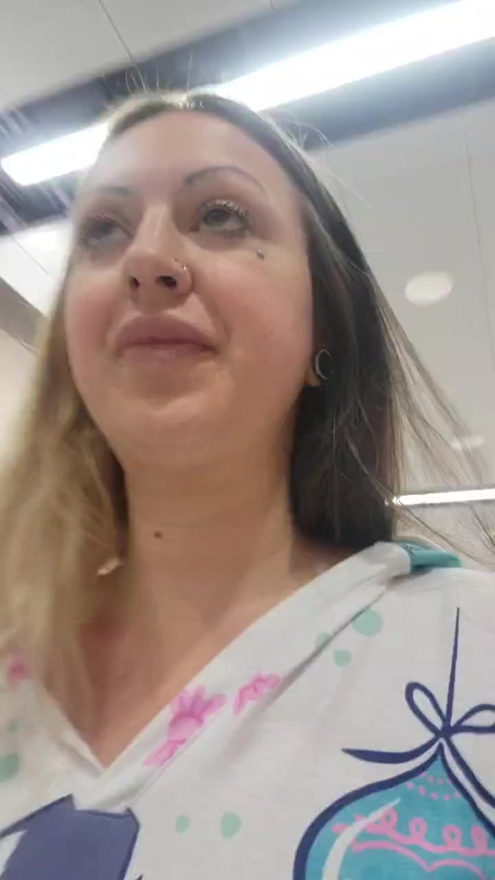 Landed! By Jessica is Spoiled