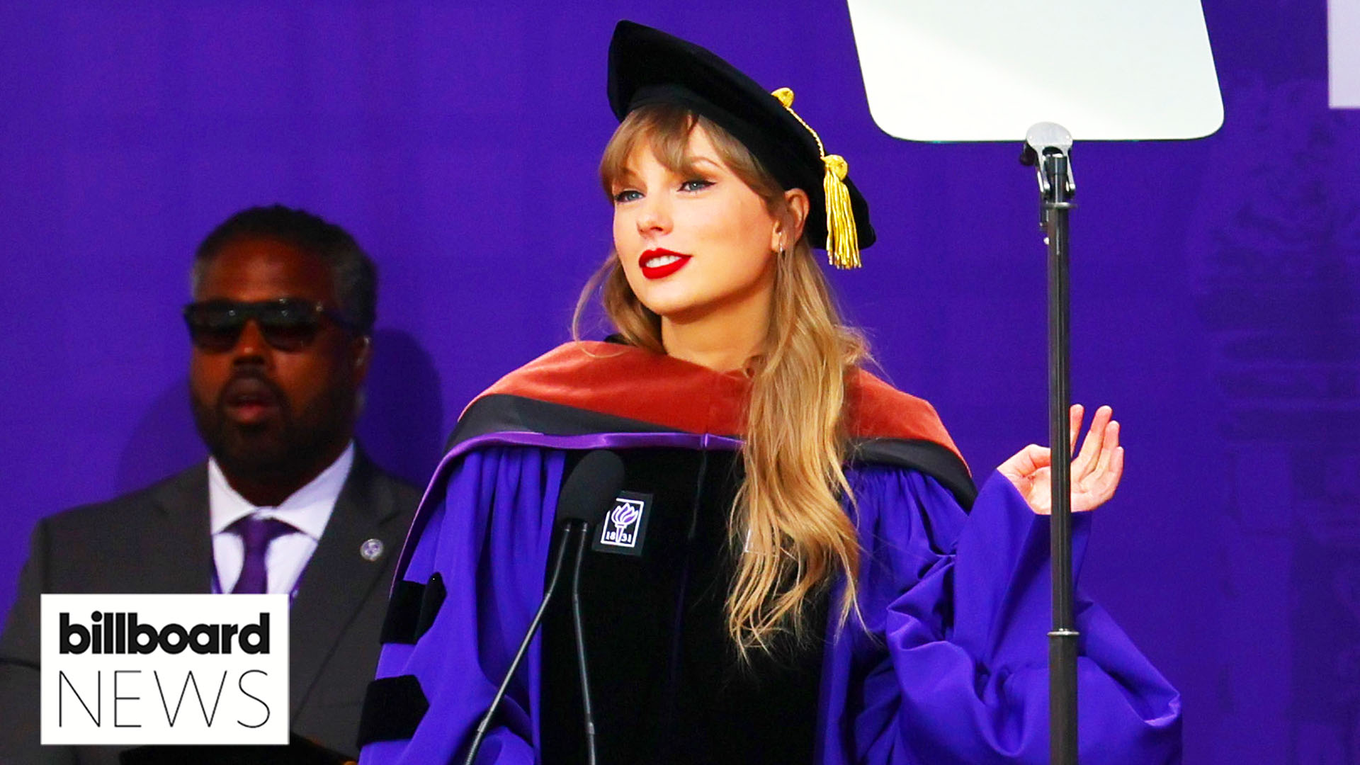 taylor swift graduation dress Receives Honorary Doctorate at NYU 2022 Commencement vendor-Barbara Tfank
