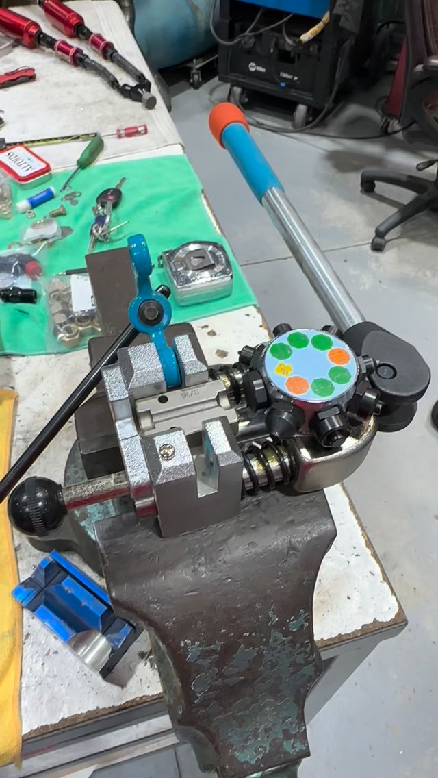 @4lobeau was wondering what tool I use to flare my stainless brake ...