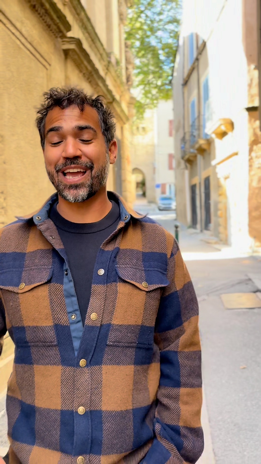 À quelques heures de la diffusion, Samuel ne cache pas son excitation ...