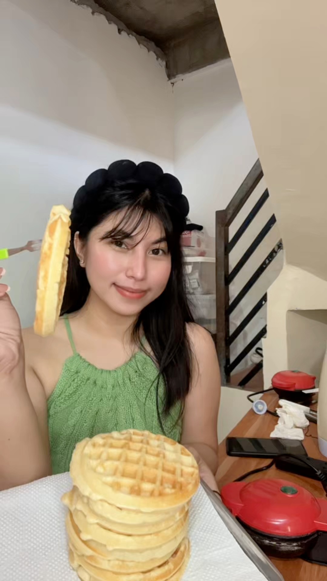 Magtitinda pa din hangat hindi ka pa nakakapag tinda ng pancake waffle🧇 ...
