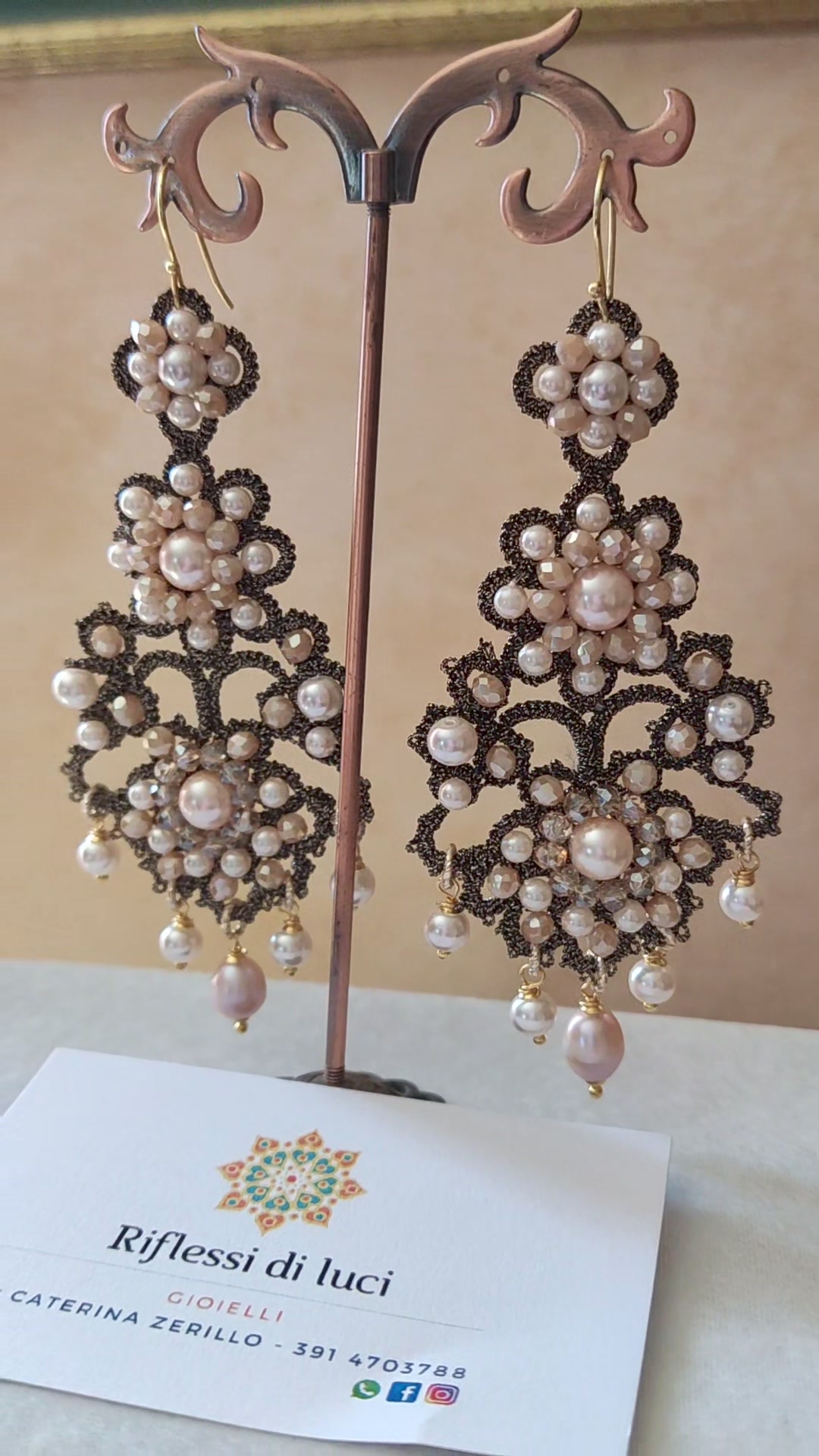 Boucles D'oreilles Handmade (fait Main) En Fil - Motif Chiacchierino - Couleurs Marron Et Argent - Neuf Sans Emballage