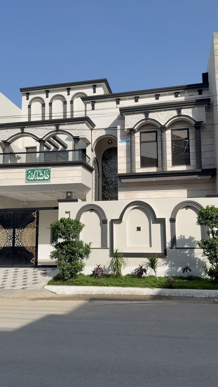 10 Marla Beautifully Designed House in Sufyan Garden, Warsak Road ...