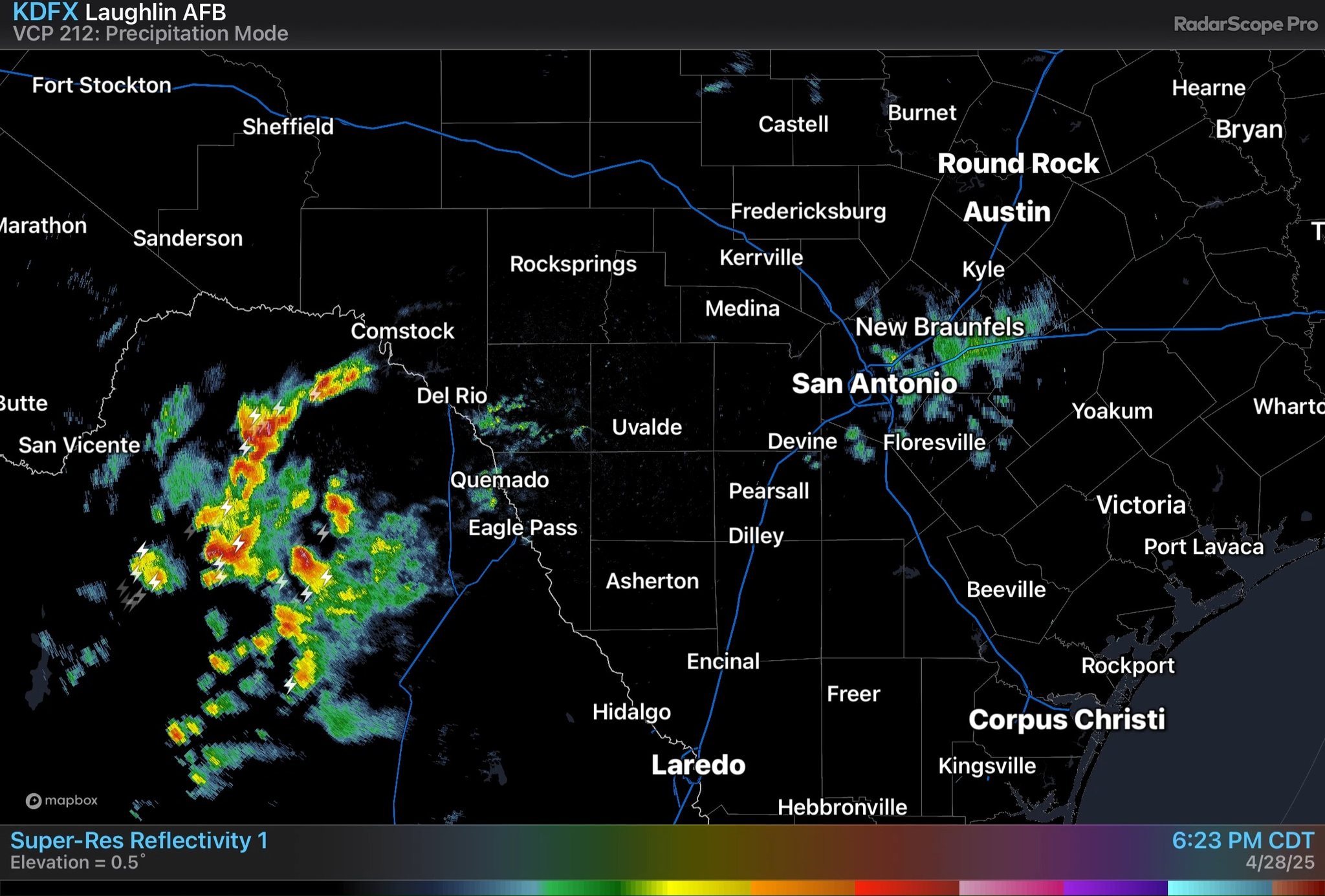 Radar Update at 7pm. Scattered strong thunderstorms are approaching the ...