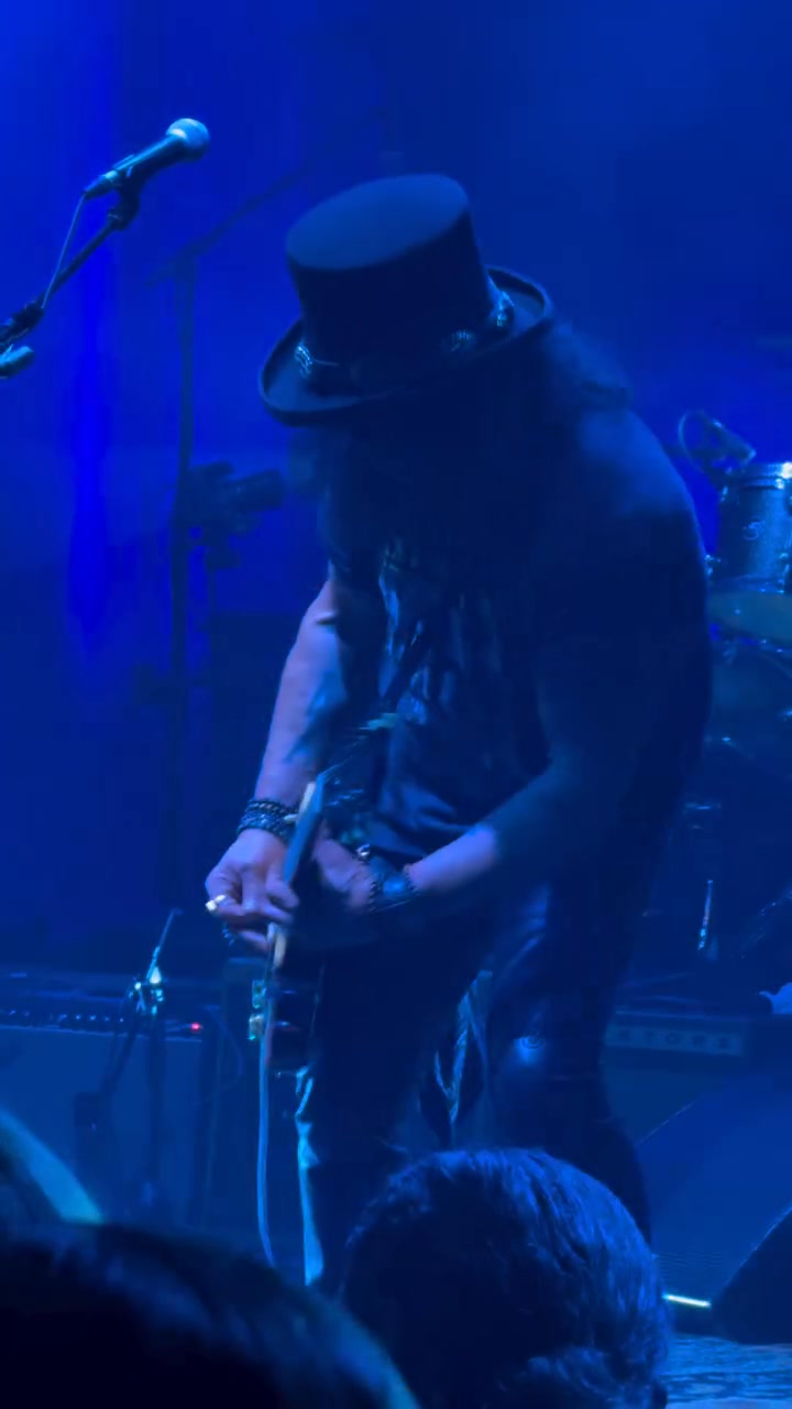 December 11 2025 Slash Duff McKagan play in #newyork at The Capitol ...