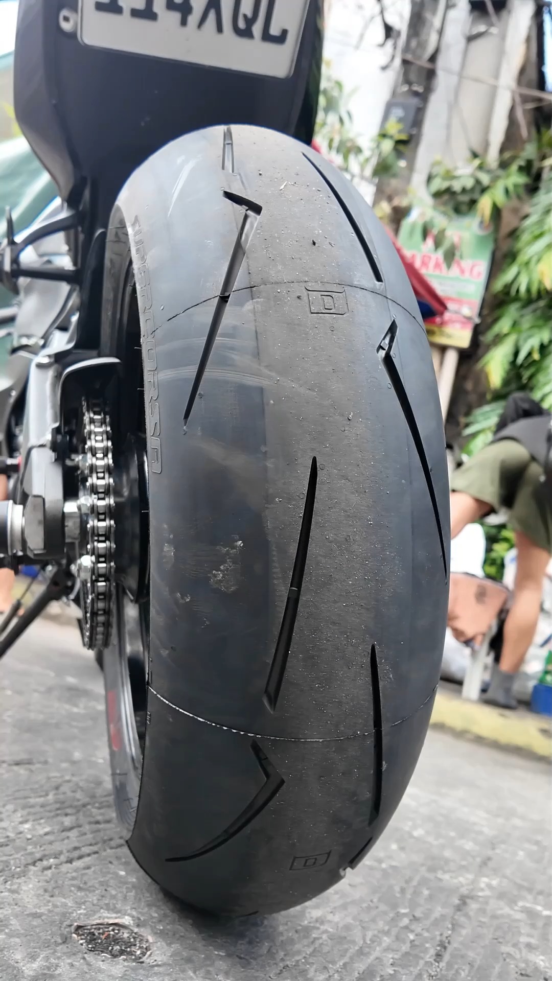 Pirelli Diablo SuperCorsa V4 Tire on Kawasaki NinjaZx6R Rear 180