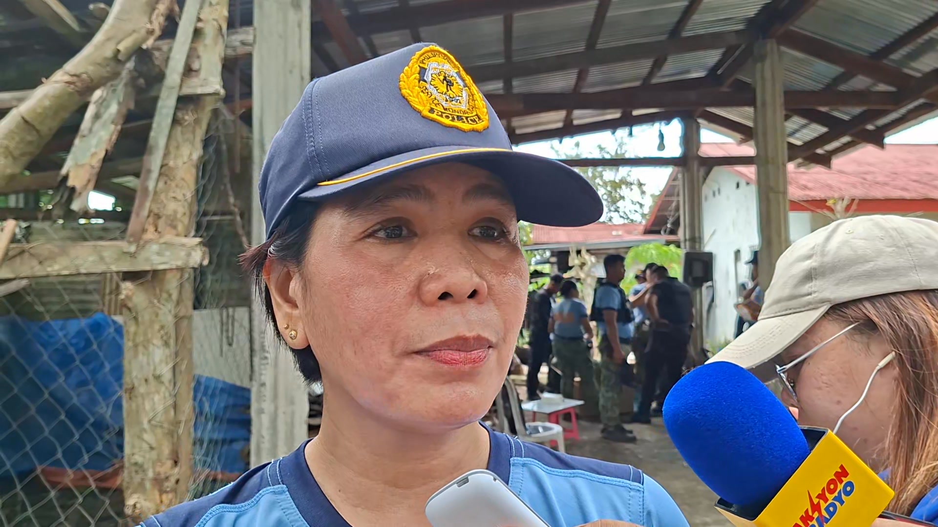 LALAKI GIN HOSTAGE ANG IYA ILOY KAG ANAK SUBONG NGA AGA SA BRGY. GEMAT ...