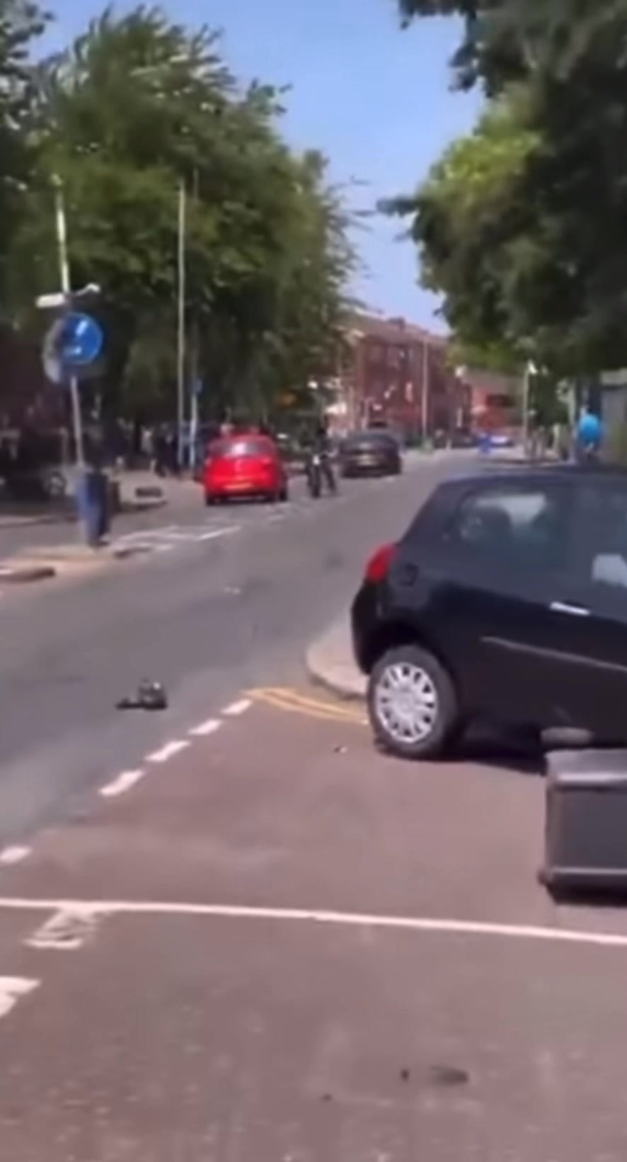 ️Just been sent in ️ Riots erupt in Salford as cars are torched and ...