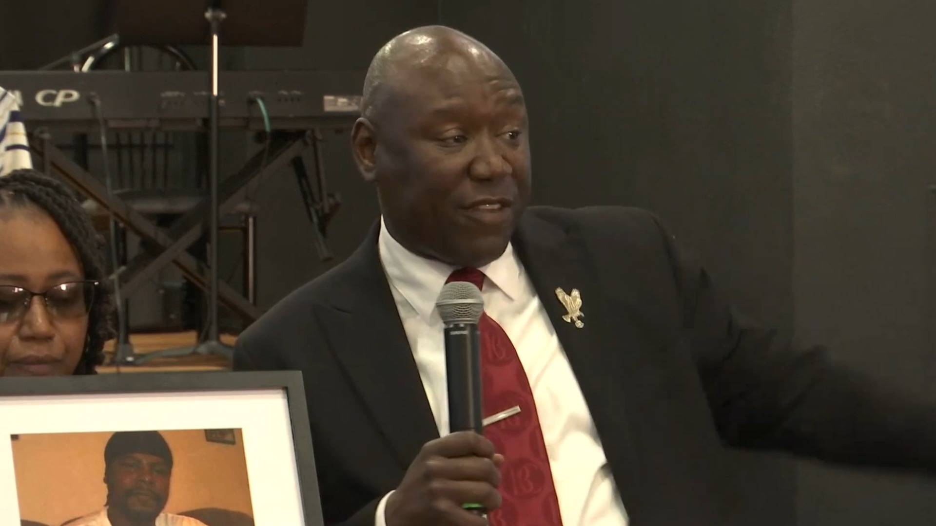 There were clear signs David Batts Sr. needed urgent medical care. A ...