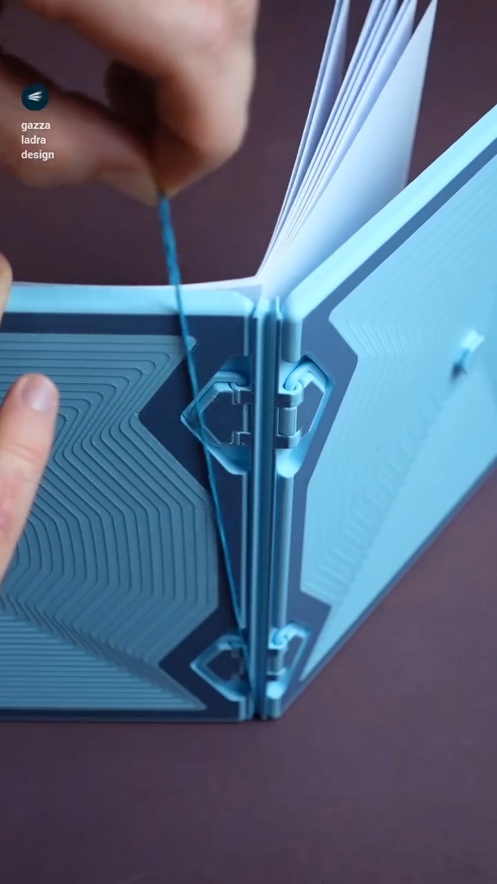 This Reusable Notebook is exactly why 3D Printing RULES. By Gazzaladra ...