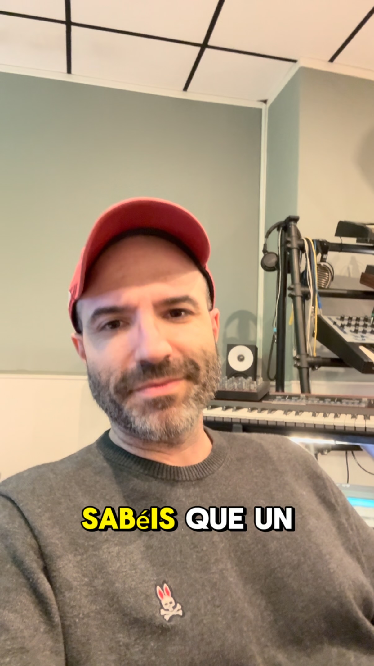 🎤💸 El día que un artista me robó un micro caro Pues sí, y además le ...