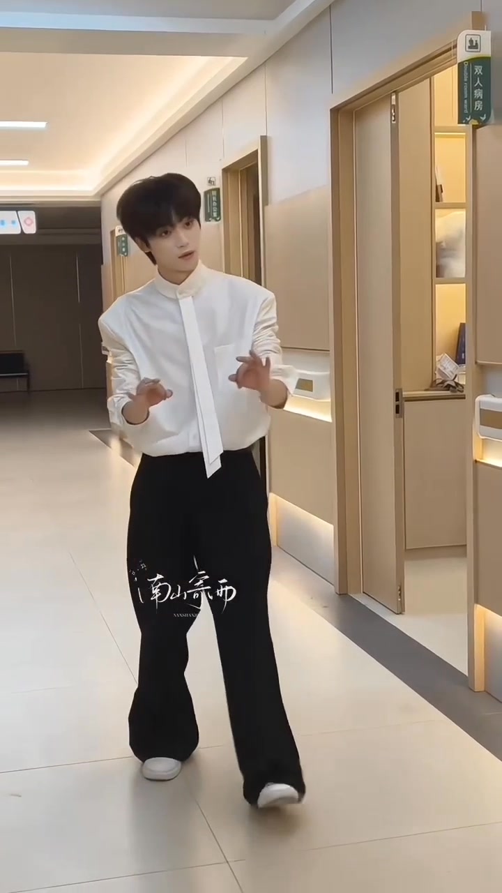 Ziyu you look so cute 🥰🥰🥰🥰🥰 ziyu 🩵🩵🫶♥️