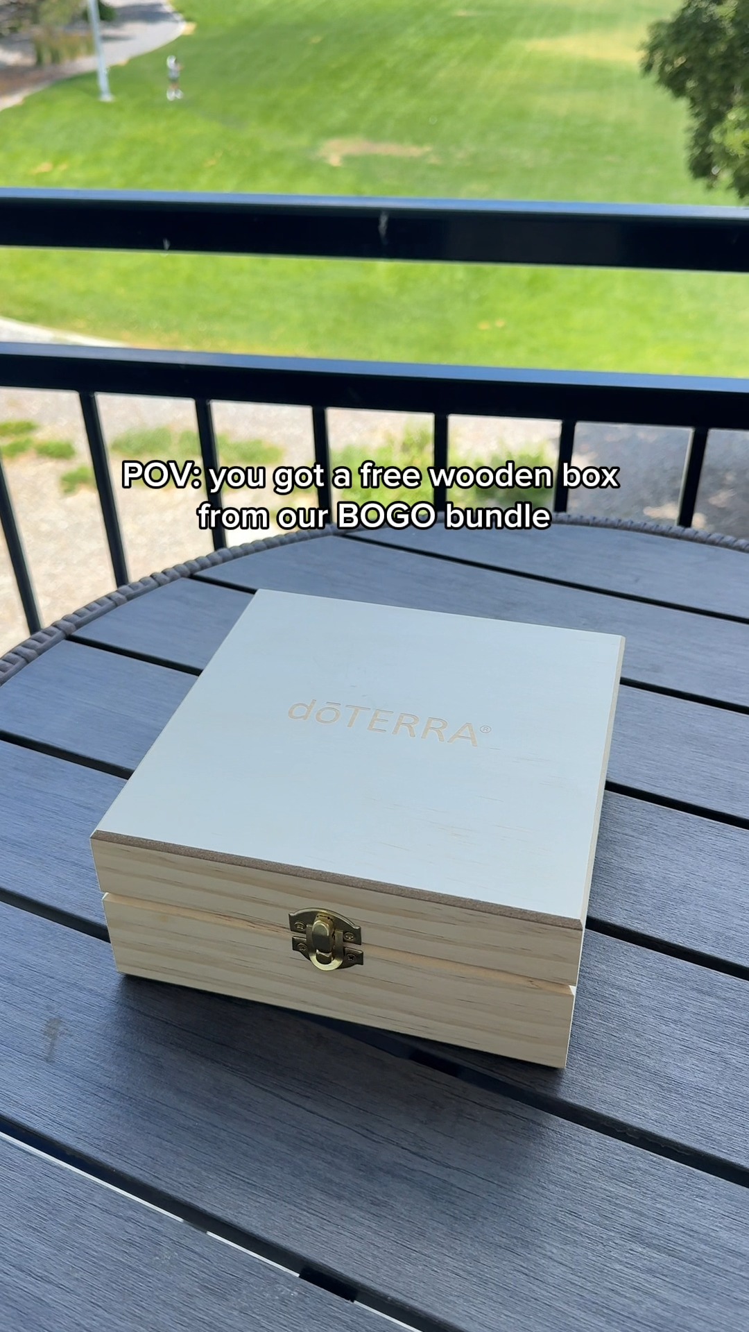 ☆sumomo☆doTERRA オイル16本、木箱まとめ売り Free wooden box? Yes please! 🙌 Grab our BOGO bundle and get the