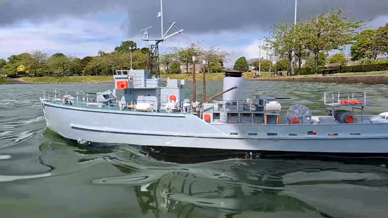 Ton Class Minesweeper, 3D print, from cgtrader sails around the pond ...