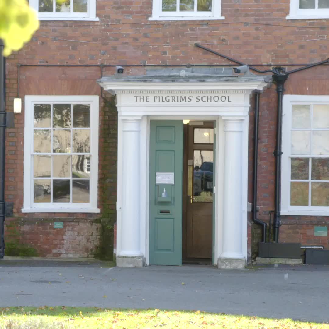 the-pilgrims-school-winchester-home