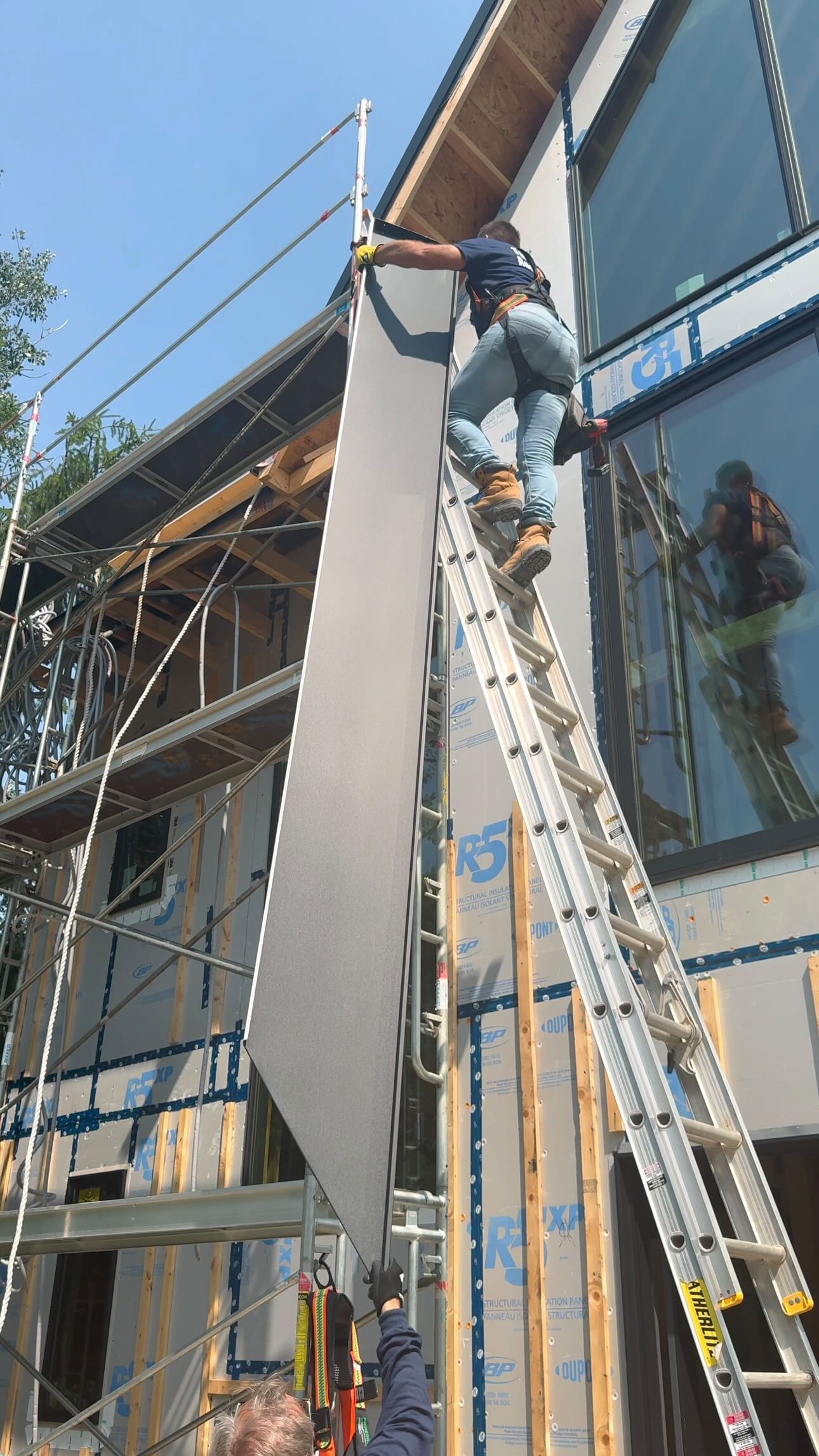 Metal roof panel prep #roofing #toronto #torontohomes #torontobuilder # ...