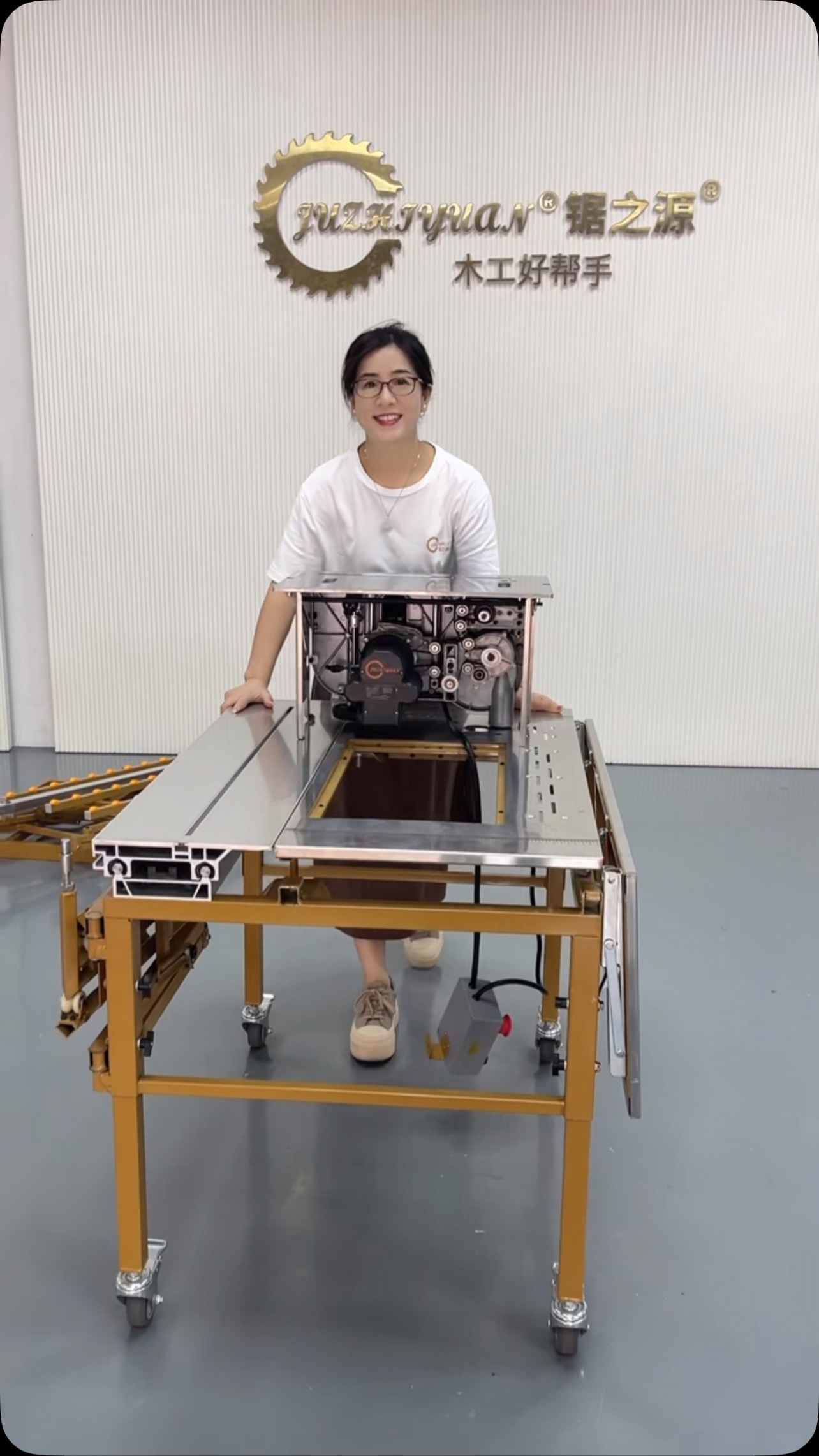 This Dust-Free Table Saw Is a Game Changer! | JT-9BX in Action