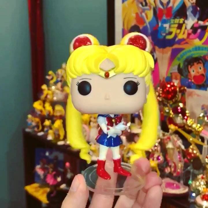 An extremely limited -official- Sailor Moon figure was sold at