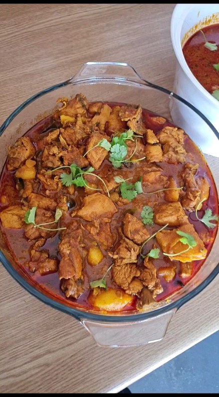 Drop a pot, invite over a crowd and let us do the rest! 350g chicken ...