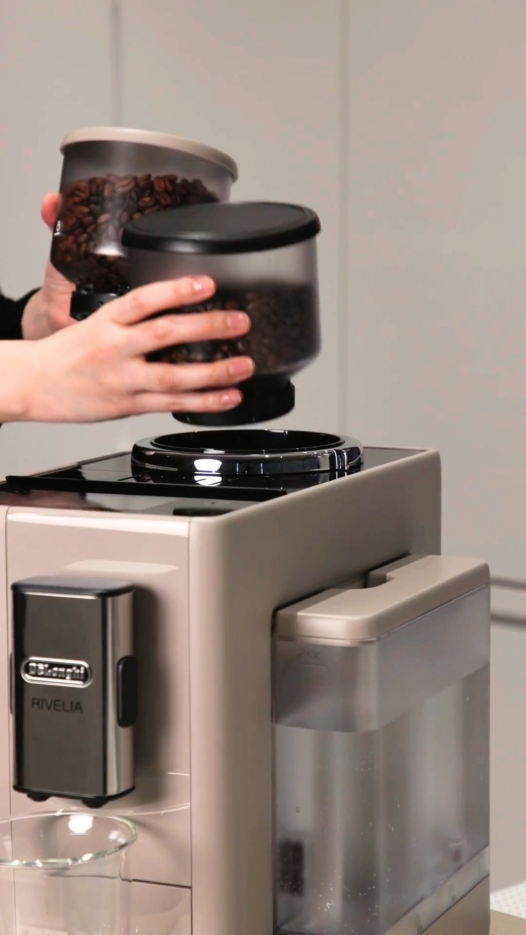 Delonghi デロンギ コーヒーメーカー 全自動 デロンギ マグニフィカ 