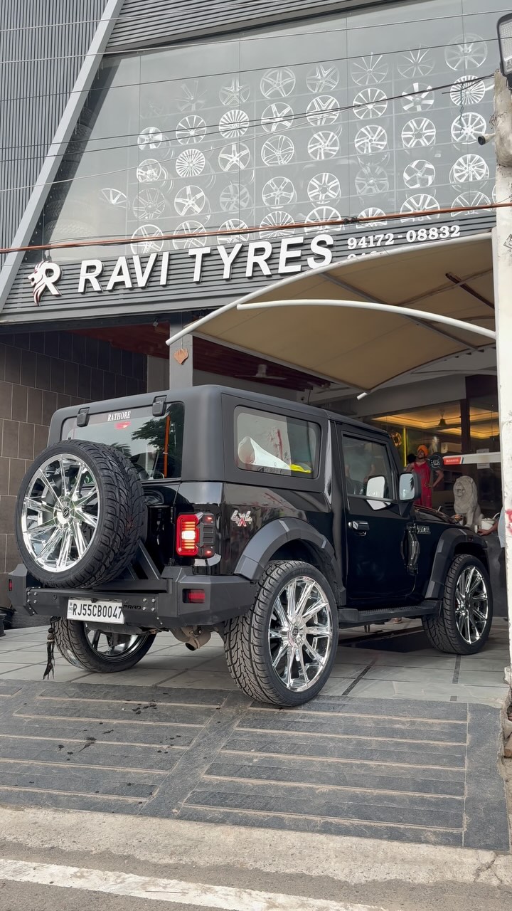 24” ORIGNAL HARDCHROME wheels In THAR @ravityres_amritsar @wheels # ...