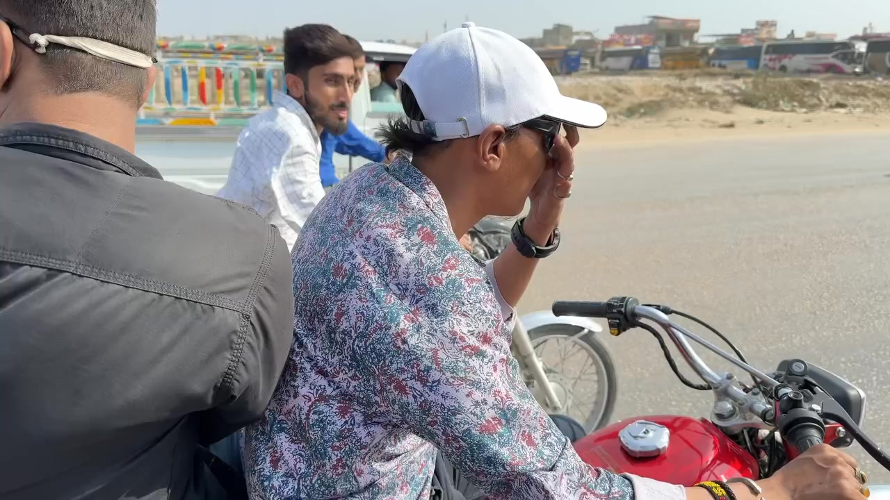 Race Done Ustaad Show : #Shakeel Highway vs #Saqib Sankey Rider : # ...
