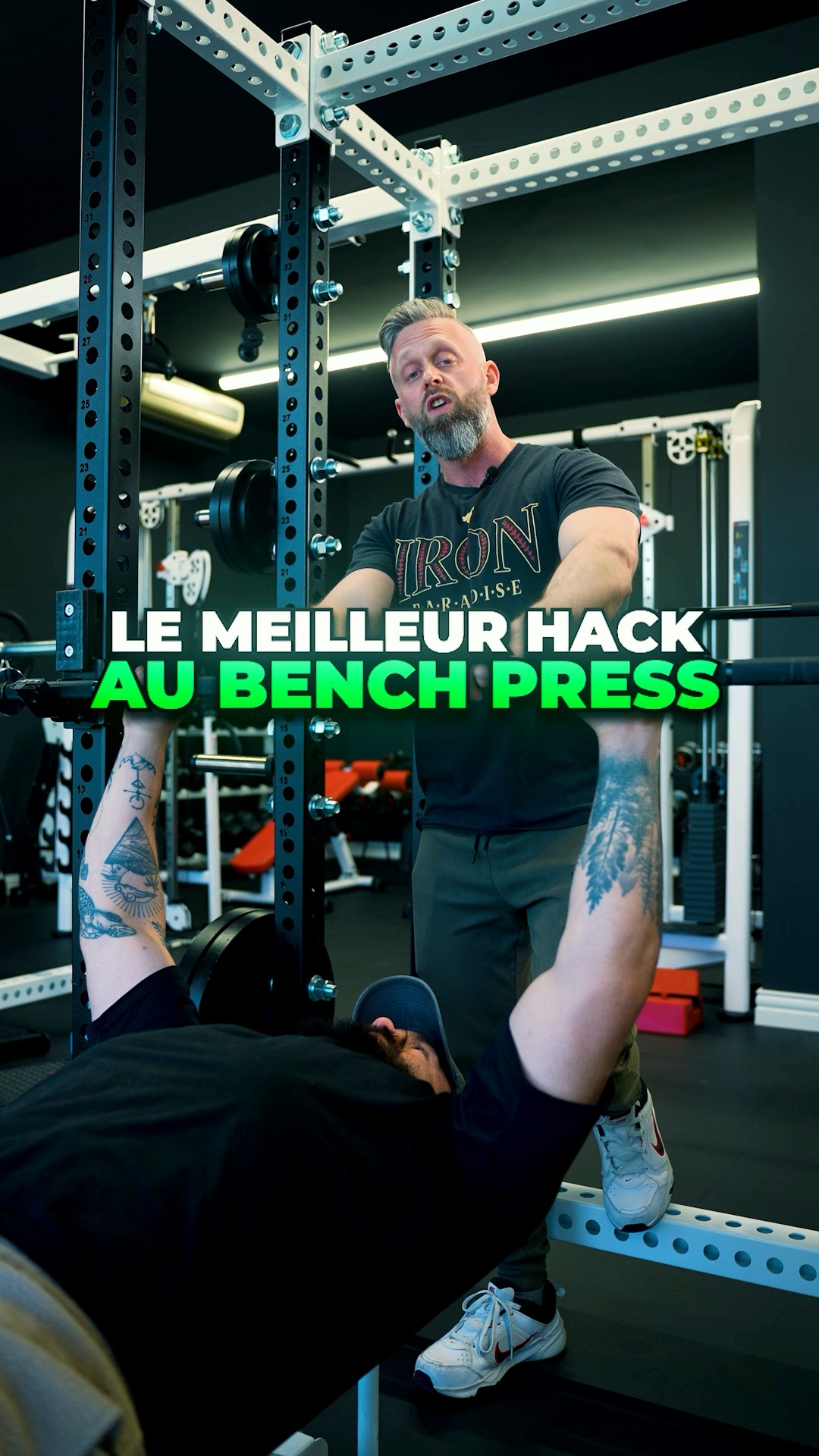 Tu veux pousser plus lourd au bench et avoir plus de résultats? Arrête ...