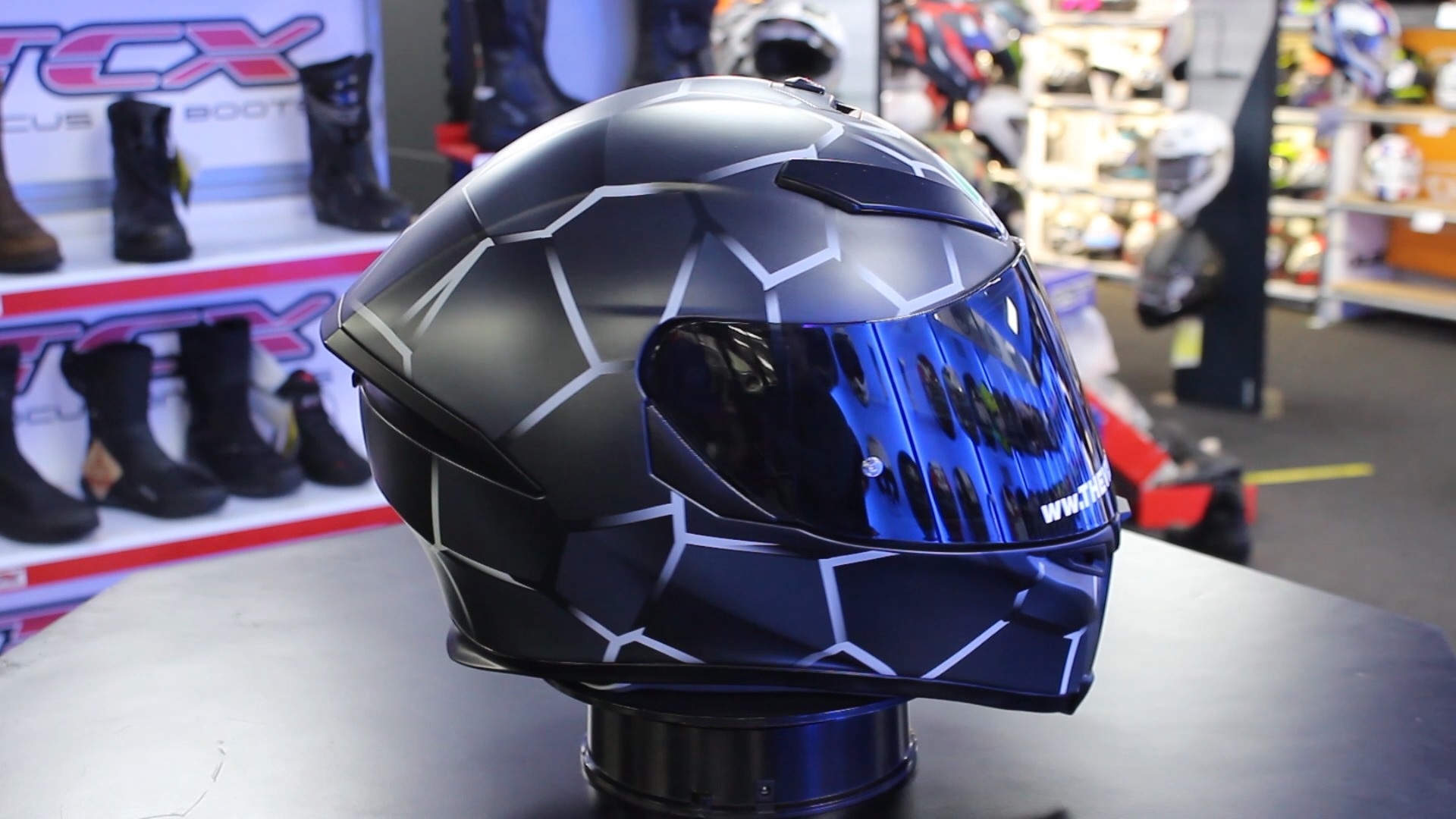 daft punk motorcycle helmet dot Guy-Manuel Chrome BILT Lux Tempo Race When you wear this TRADING SIZE:45 mm Fits All