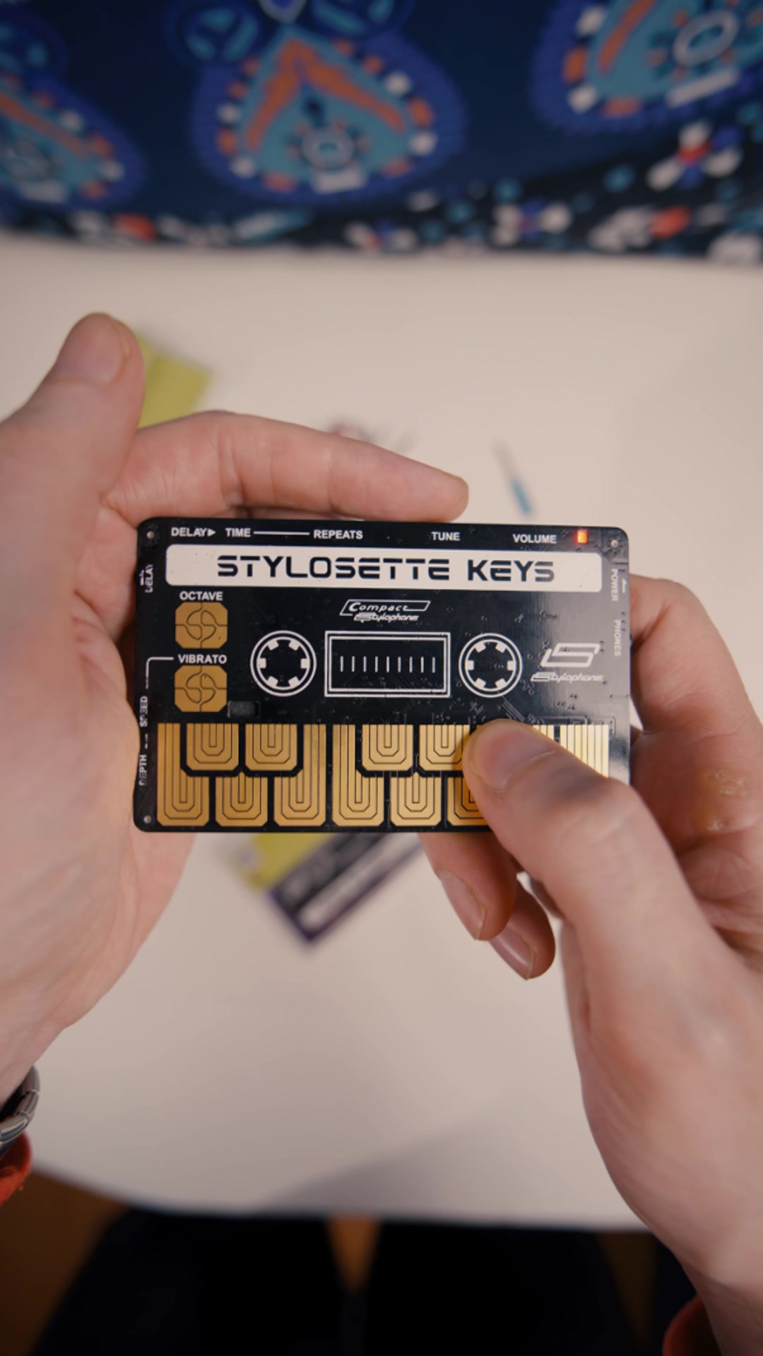 📼 Unboxing the Stylophone Stylosette, a pocket-sized synth with
