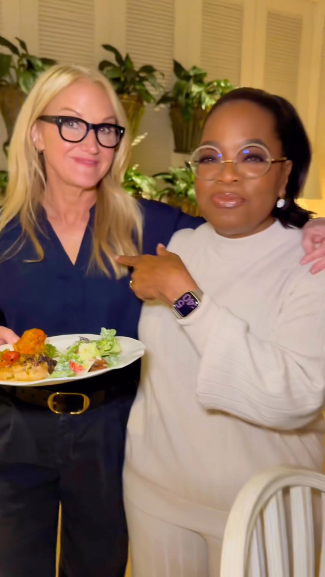 Guess who’s coming to #TheOprahPodcast?! The one and only Mel Robbins ...