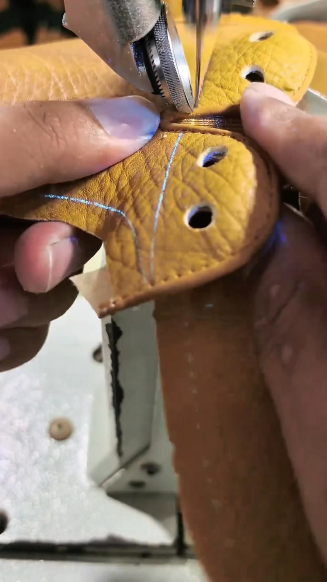 **The Art of Shoe Upper Sewing 👟** From flat material to a perfectly ...