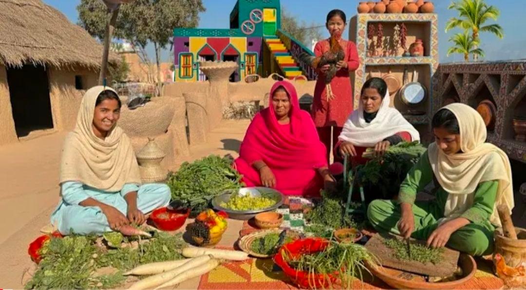 Village Beautiful Women Cooking Routine in Pakistan | Village Food ...