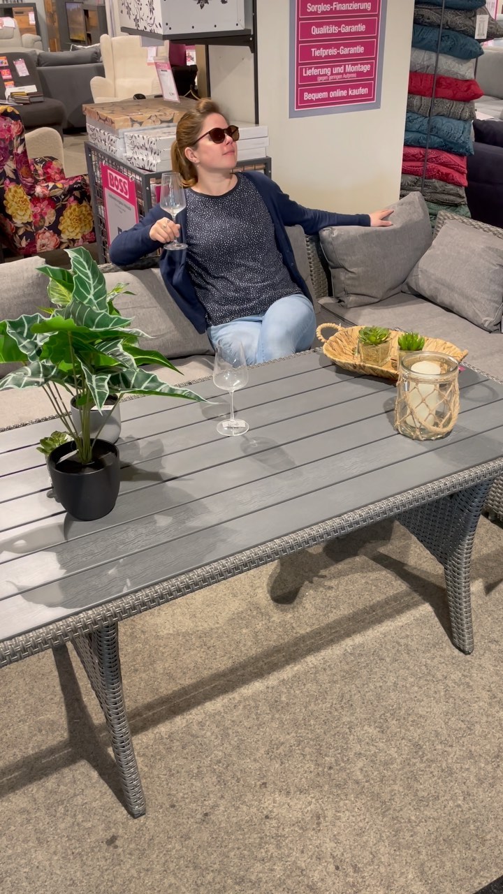 Du hast auch keine Lust mehr auf den Winter? ❄️ Dann stimme dich jetzt schon mit vielen tollen Gartenmöbel auf den Sommer ein ☀️ , Jetzt in deinem Möbel Boss Markt oder online unter moebel-boss.de
