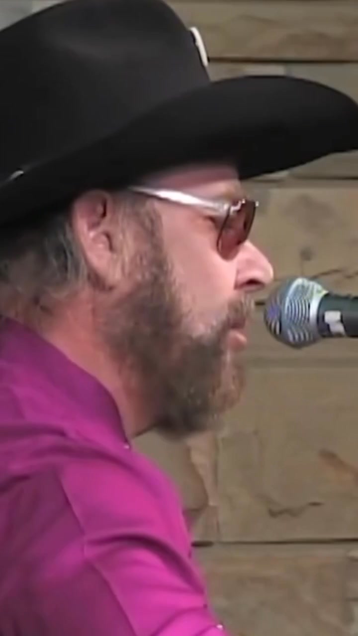It's been 25 years since George Jones and Alan Jackson sang 'A Good Day ...