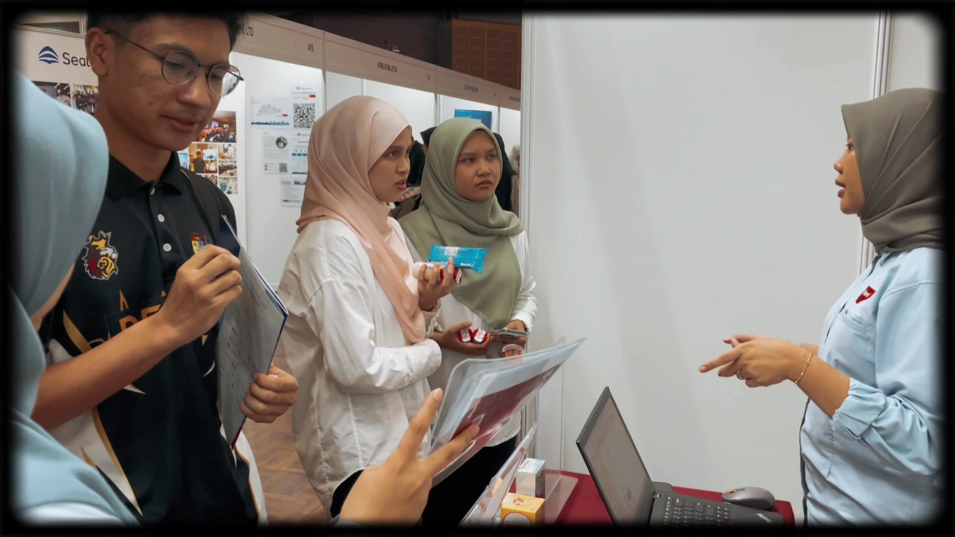 UKM Career and... - UKM Career and Entrepreneurship Expo 2023