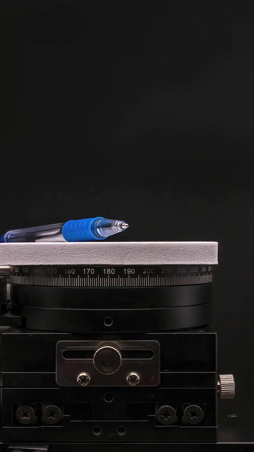 A Ball Pen Under the Microscope in Super Zoom! 🤯 #macro #photography # ...