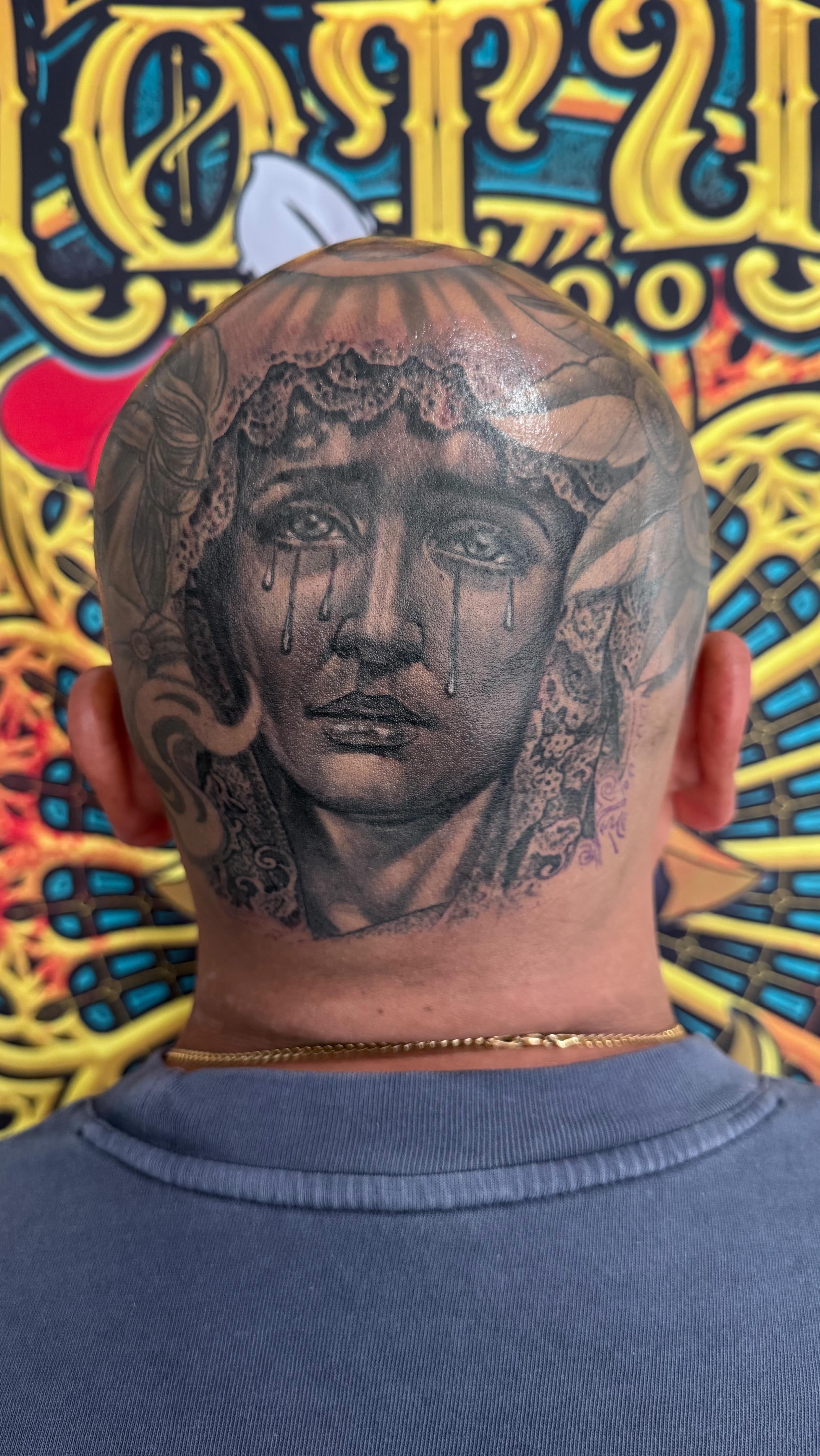 🛩💺🍿 . Next to some beautiful pieces done by @goldy_z @drag_ink