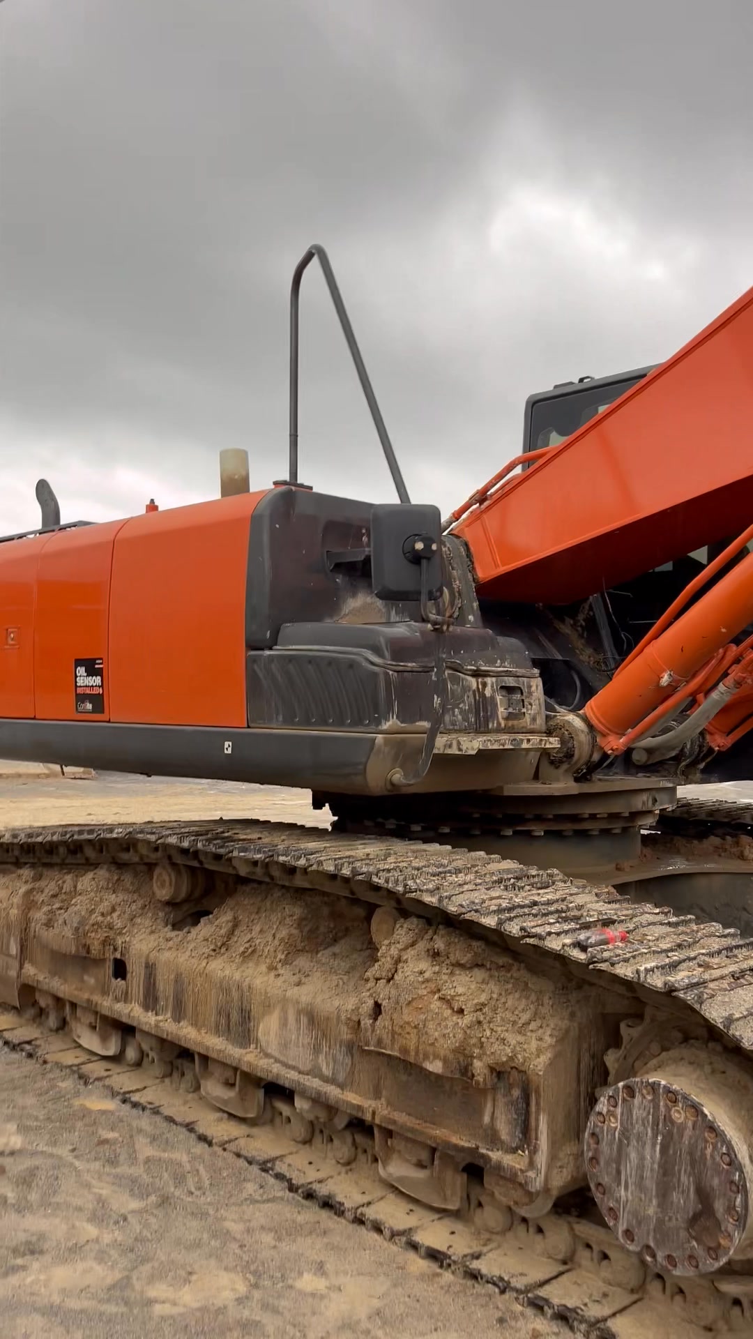Tutorial alat berat,cara angkat ramdor kapal tongkang #excavator # ...