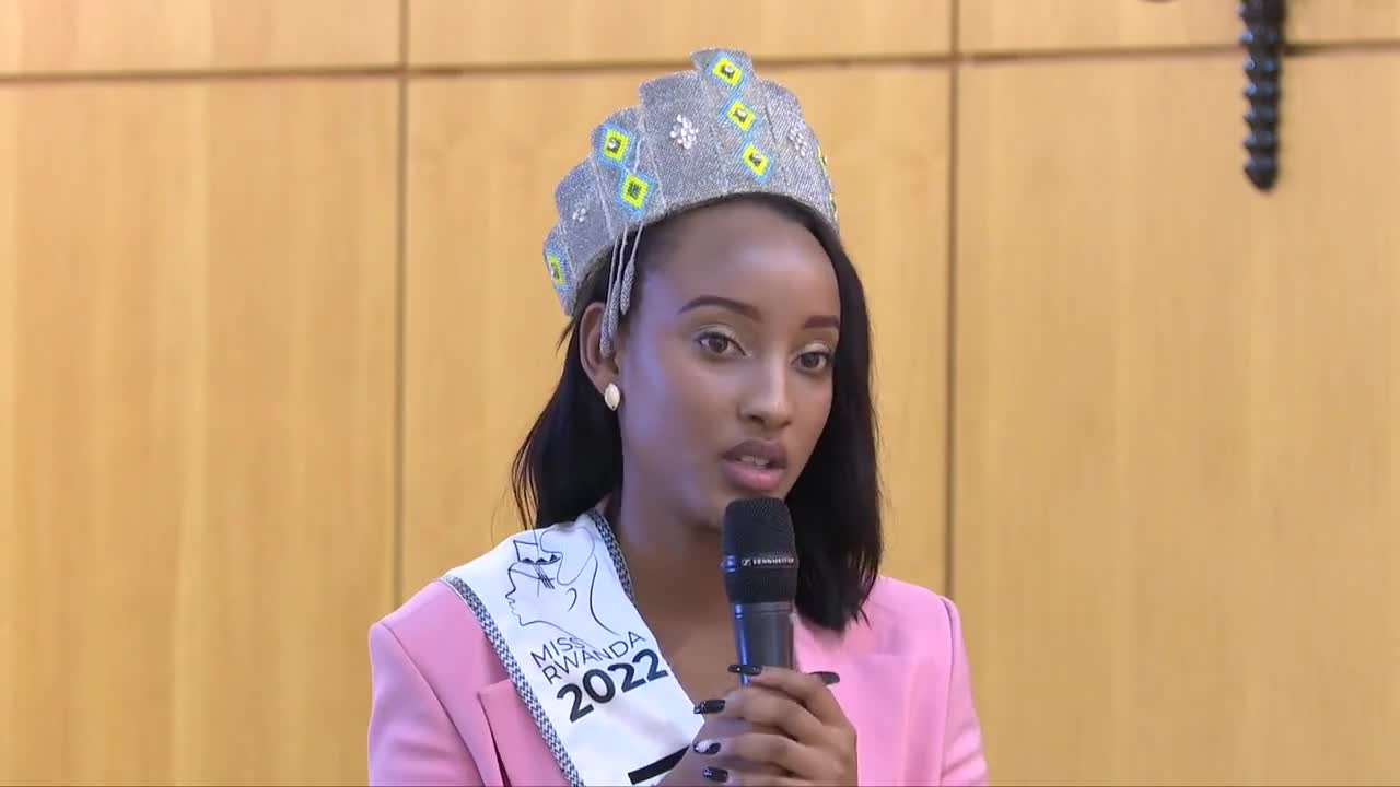 AMASHUSHO: Nshuti Divine Muheto wabaye Miss Rwanda 2022 yashimye Madamu ...