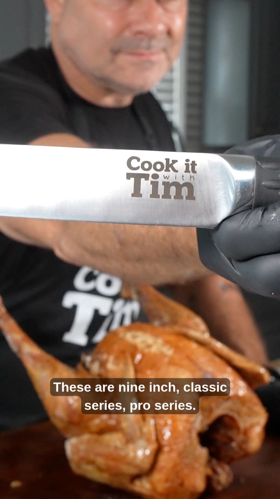 Need a hand with carving your Thanksgiving turkey? 🍗 Watch and learn ...