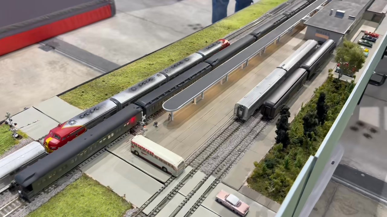 Happy Tour Tuesday! Here’s a tour of the layout from the operating side ...